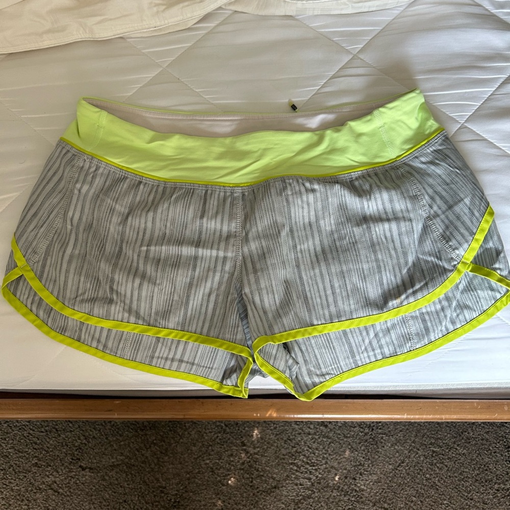 Lulu shorts